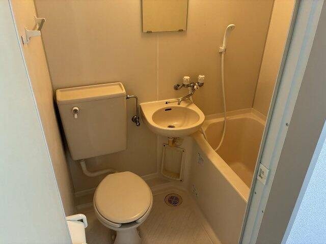 森島ビルⅡの浴室