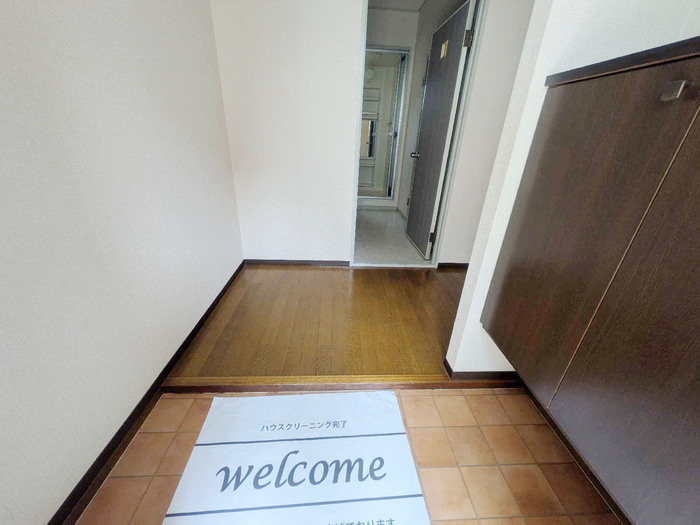 セジュール住吉の玄関