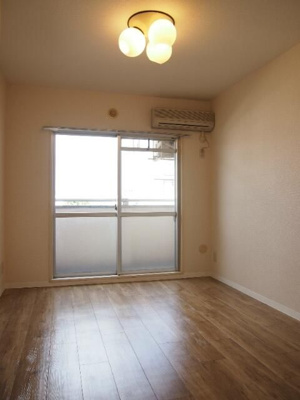 【居間・リビング】 | ユースフル祐天寺Ⅱ