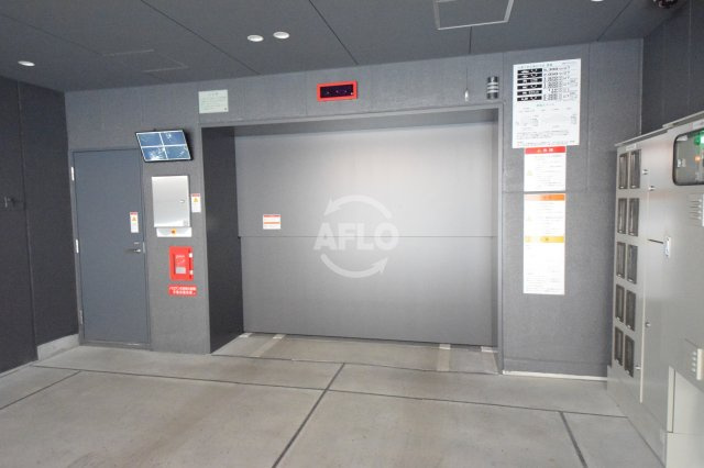 ローレルタワー御堂筋本町の駐車場|ローレルタワー御堂筋本町　駐車場