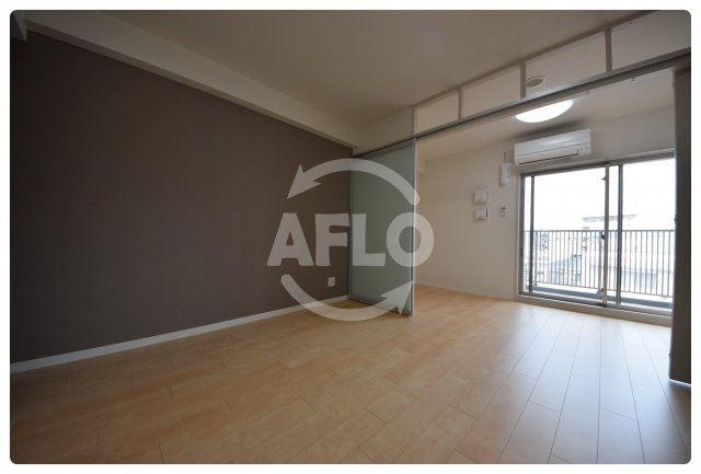 ヴィラ・セレーノ玉造本町　真田山小学校の洋室|ヴィラ・セレーノ玉造本町　洋室