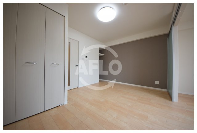 ヴィラ・セレーノ玉造本町　真田山小学校の洋室|ヴィラ・セレーノ玉造本町　洋室