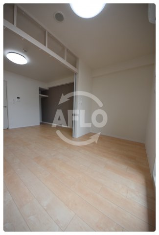 ヴィラ・セレーノ玉造本町　真田山小学校の洋室|ヴィラ・セレーノ玉造本町　洋室