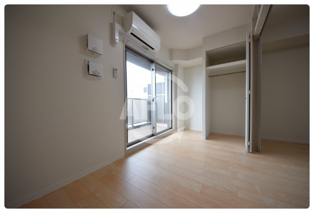 ヴィラ・セレーノ玉造本町　真田山小学校の洋室|ヴィラ・セレーノ玉造本町　洋室