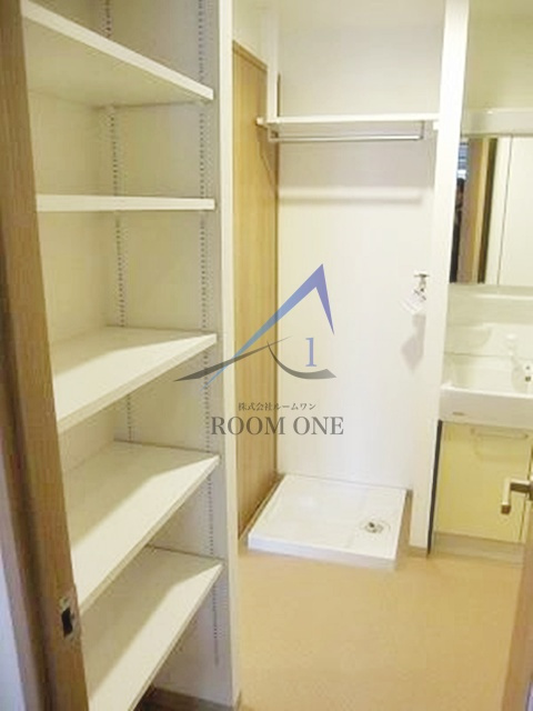 コンソルテの設備|洗濯機置き場です。