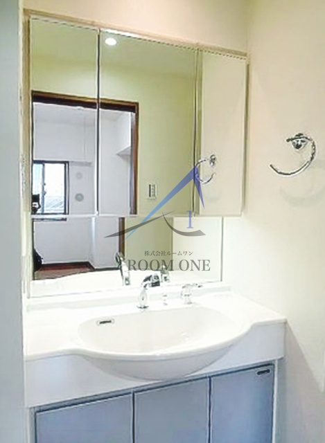 ヴェルディーク浅草の洗面所|洗面台です。