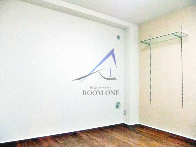 b’CASA OJIの居間・リビング|洋室のお部屋です。