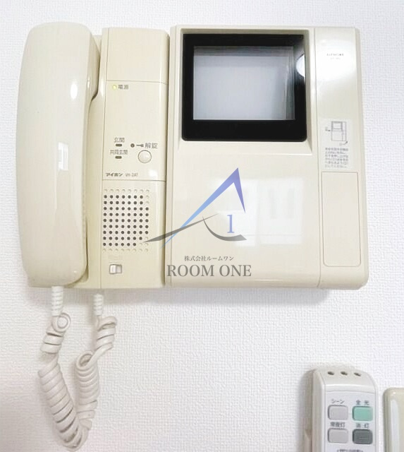 Ｔ・ハルジオンのセキュリティ|モニター付きインターホンです。