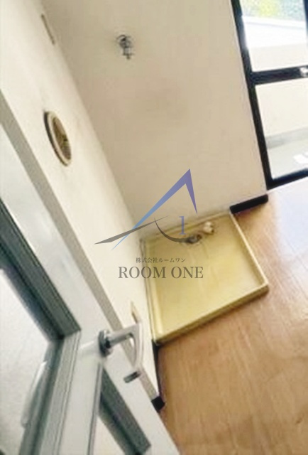 プラッセ小豆沢の設備|洗濯機置き場です。