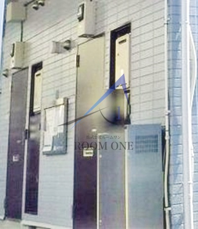 レオパレスラ・プランタン