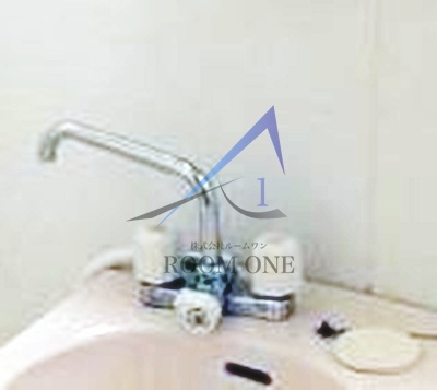 レオパレスラ・プランタン