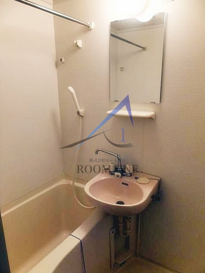 レオパレスラ・プランタンの浴室|お風呂です。