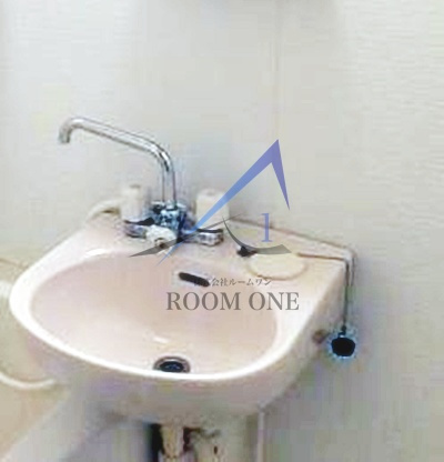 レオパレスラ・プランタンの洗面所|洗面台です。