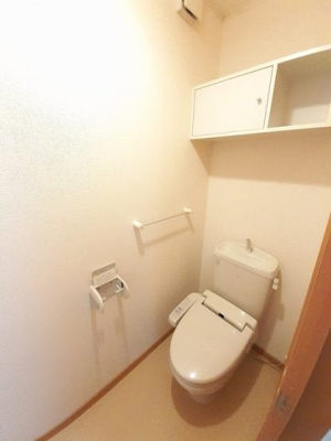 【トイレ】 | マ・シャンブル | 【マ・シャンブル】落ち着いたトイレです