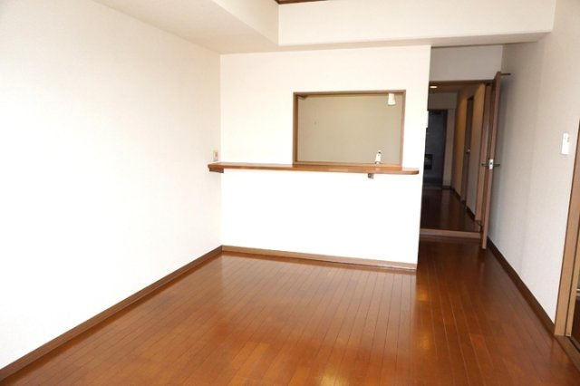 クレスト西添のその他
