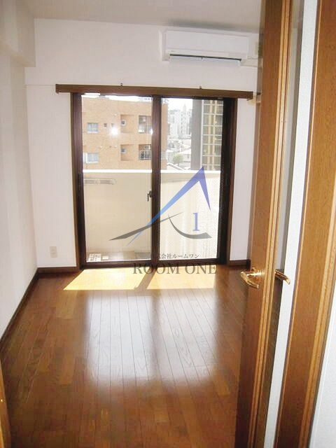 パークウェル曙橋の居間・リビング|洋室のお部屋です。