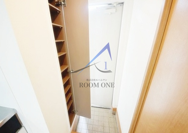 パーシモン　ガーデン　サエキの玄関|玄関です。