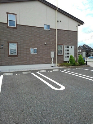 【駐車場】 | グレイス泉橋 | 駐車場