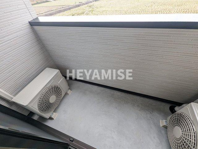 ヴィトーリアのバルコニー