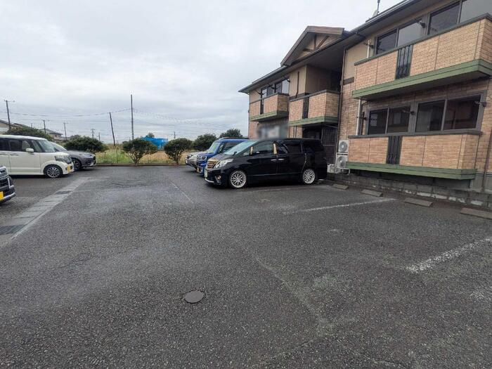 サンボナール　Ａの駐車場