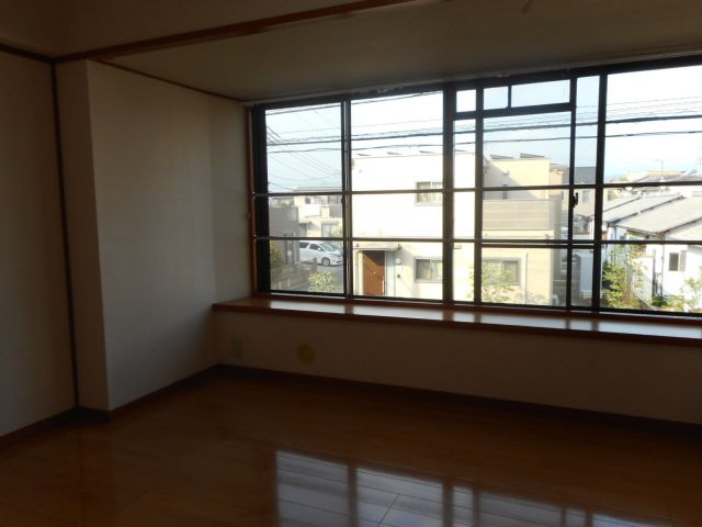 木瀬川リバーサイドマンションの洋室