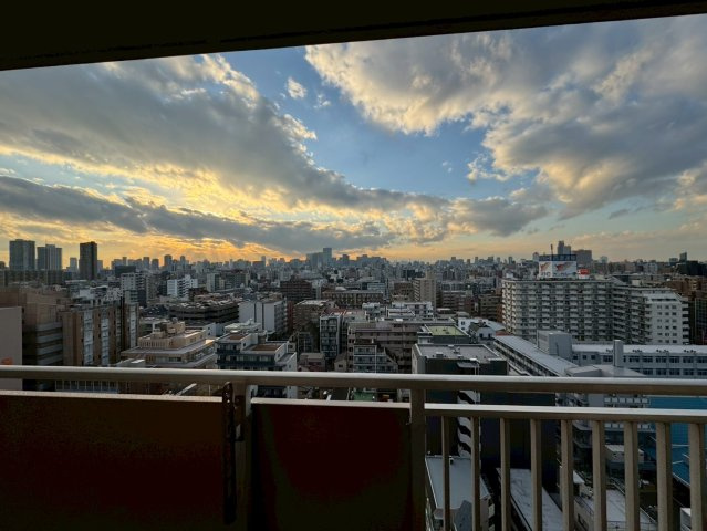 ツインタワー住利毛利館の展望