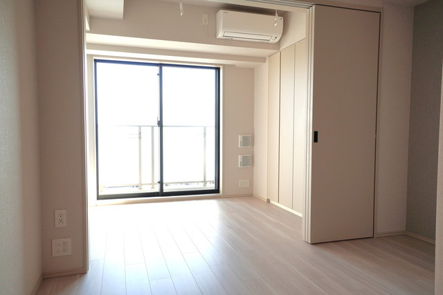 Ｊ．ＧＲＡＮ　Ｃｏｕｒｔ　品川西大井ＥＡＳＴの居間・リビング|※写真は同タイプ住戸です。