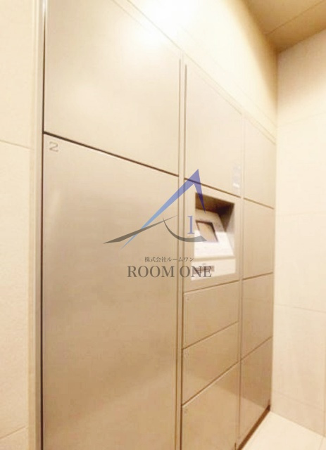 ＡＺＥＳＴ赤塚新町のその他共用部分|宅配ボックスです。