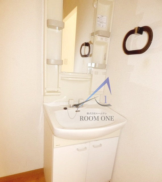 ティアラの洗面所|洗面台です。