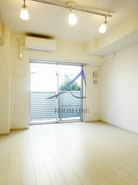 ザ・レジデンス・オブ・トーキョーＨ１９の居間・リビング|洋室のお部屋です。