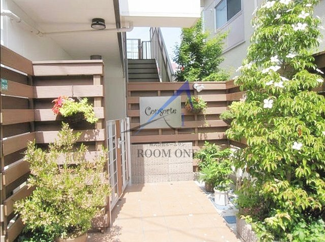 コンソルテのエントランス|エントランスです。