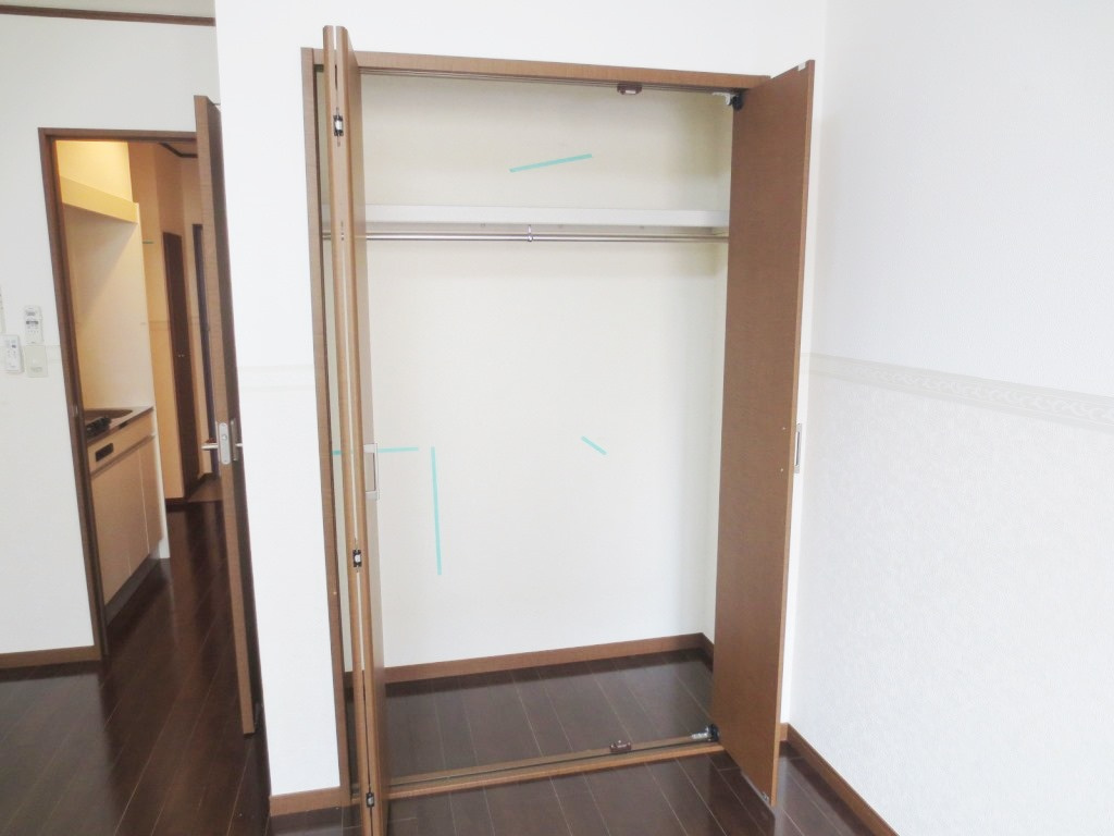 アンプルールフェール　Gris(グリ)の内装|別室参考写真です。