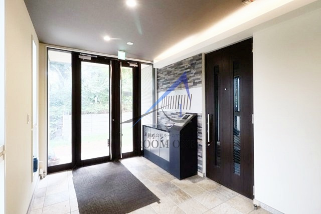 ロックフォレストのセキュリティ|オートロックです。