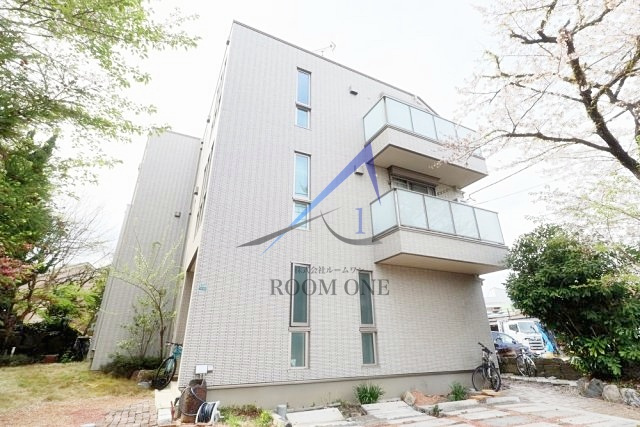 ロックフォレスト