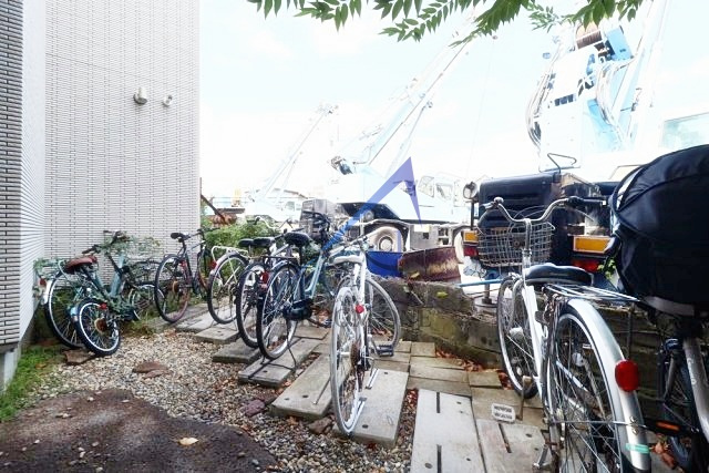 ロックフォレスト