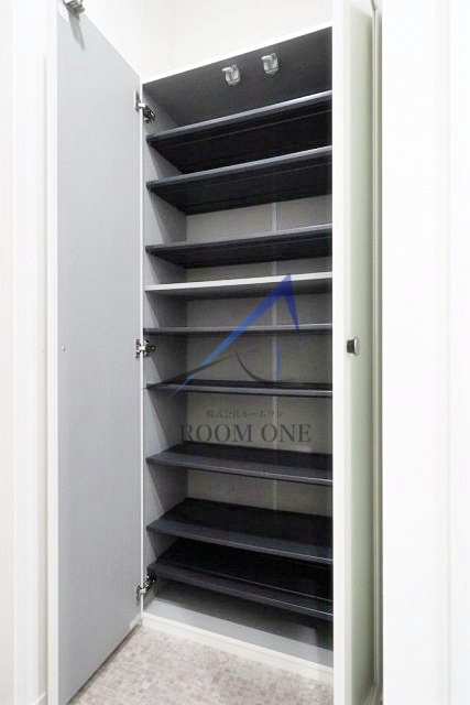 ロックフォレスト