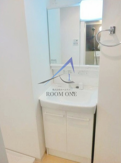 ラヴァンスの洗面所|洗面台です。