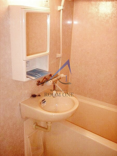 フェニックス日本橋蛎殻町弐番館の浴室|お風呂です。