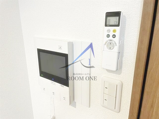 トーシンフェニックス日本橋蛎殻町のセキュリティ|モニター付きインターホンです。