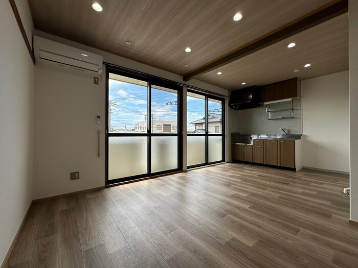 サンハイツの居間・リビング