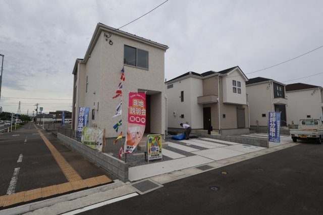 《仲介手数料無料》久喜市久喜東４丁目22-29新築一戸建てグラファーレ