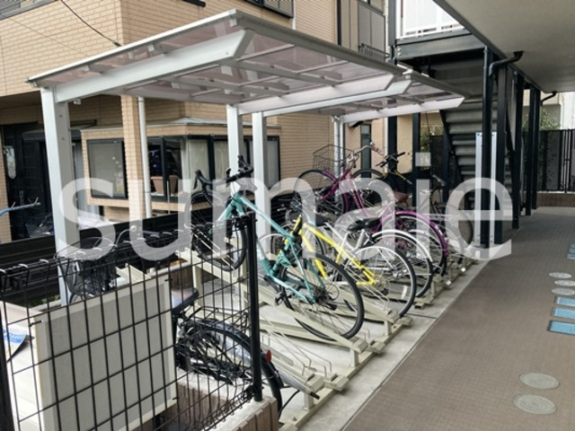 リブリ・YUME　Ⅲのその他共用部分|敷地内駐輪場。