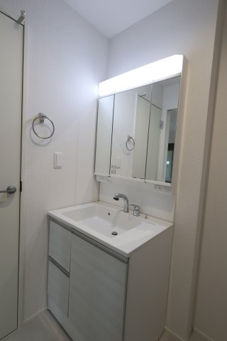 《仲介手数料無料》久喜市久喜東４丁目22-29新築一戸建てグラファーレの浴室