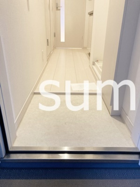 リブリ・ロッソの玄関|玄関スペース。