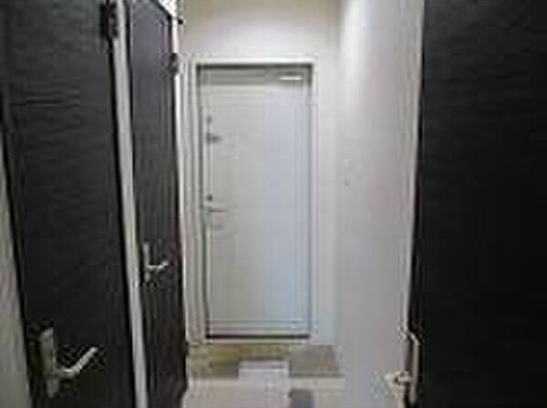 ジュネス姫里Ⅱの玄関