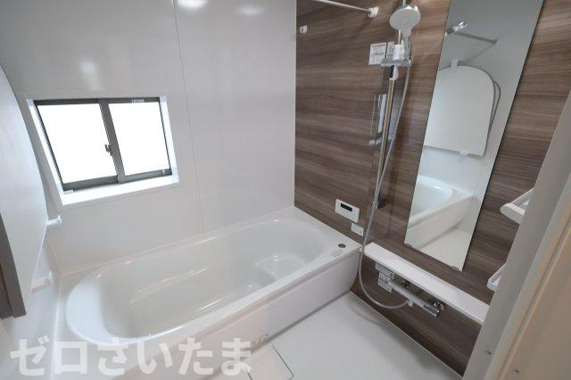 《仲介手数料無料》久喜市久喜東４丁目22-29新築一戸建てグラファーレの浴室