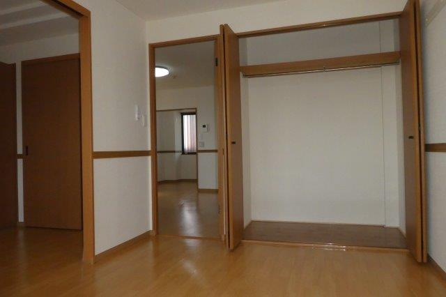 ロジュマンの寝室|洋室