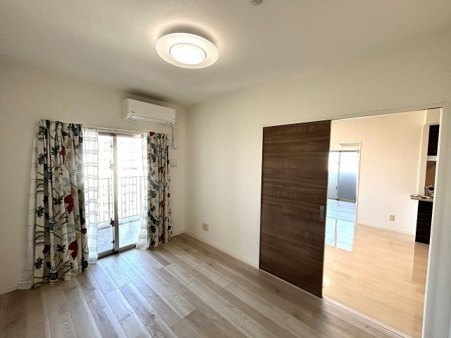 プレサンスロジェ国際通りレーヴタワーの洋室|那覇市売マンション｜プレサンスロジェ国際通りレーヴタワー｜アイランドリゾート沖縄