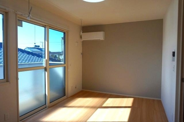 平松ハイツ　弐番館の居間・リビング