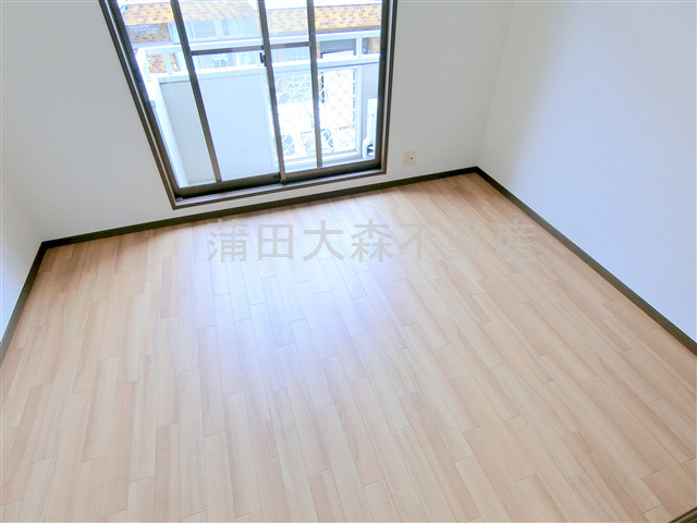 メゾンドルミエールの居間・リビング